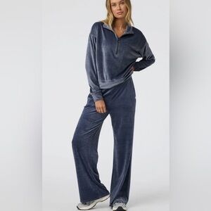 Vuori Haven Wide Leg Velour Pants M